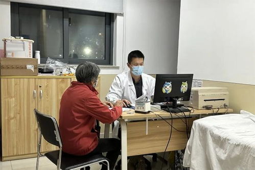 閔行社區晚門診創新醫療服務 一年服務6.3萬人次，中醫助力基層健康